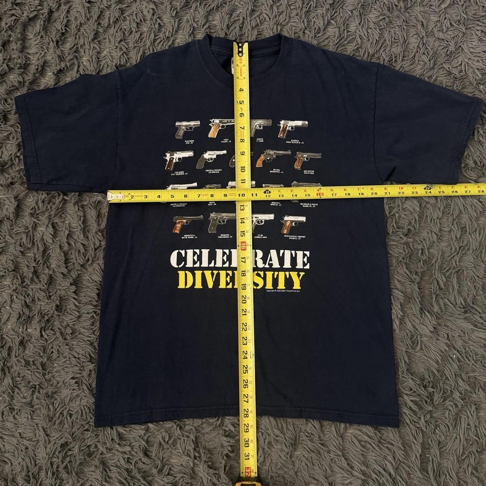 Vintage Celebrate Diversity Firearms Guns Shirt Men's Size Large 2nd Amendment - Picture 4 of 4